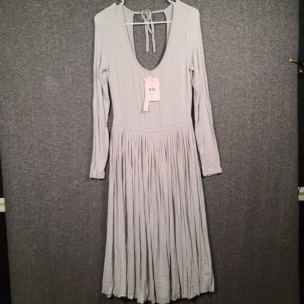 NWT Avec Les Filles Dress Women's Size Medium Gray Long Sleeve Maxi Round Neck